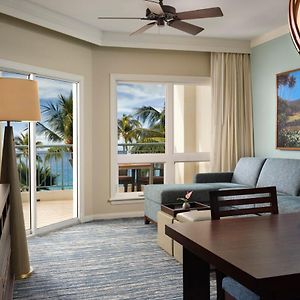 One-Bedroom Oceanfront Villa Balcony